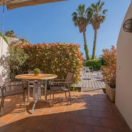 Le Grand Pavois Hotell Le Lavandou