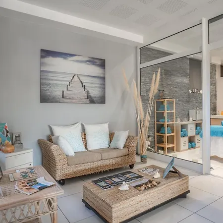 Le Grand Pavois Hotell Le Lavandou